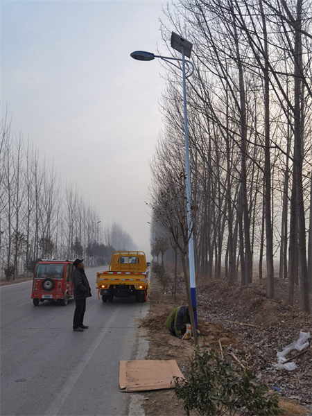 å¤ªé³è½è·¯ç¯çäº§åå®¶